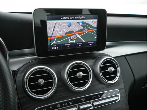 Mercedes-Benz C-Klasse 350 e Lease Edition Plus Avantgarde--Pack *FULL-LEATHER | FULL-LED | DISTRONIC | BLINDSPOT | AIRMATIC | NAVI-FULLMAP | CAMERA | HEATED-SEATS | SPORT-SEATS | ECC | LANE-ASSIST | SHIFT-PADDLES | PDC | KEYLESS  | 17''ALU *