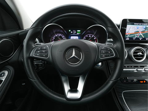 Mercedes-Benz C-Klasse 350 e Lease Edition Plus Avantgarde--Pack *FULL-LEATHER | FULL-LED | DISTRONIC | BLINDSPOT | AIRMATIC | NAVI-FULLMAP | CAMERA | HEATED-SEATS | SPORT-SEATS | ECC | LANE-ASSIST | SHIFT-PADDLES | PDC | KEYLESS  | 17''ALU *