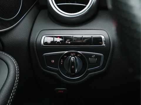 Mercedes-Benz C-Klasse 350 e Lease Edition Plus Avantgarde--Pack *FULL-LEATHER | FULL-LED | DISTRONIC | BLINDSPOT | AIRMATIC | NAVI-FULLMAP | CAMERA | HEATED-SEATS | SPORT-SEATS | ECC | LANE-ASSIST | SHIFT-PADDLES | PDC | KEYLESS  | 17''ALU *