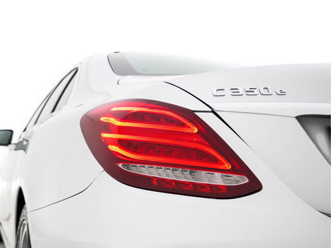 Mercedes-Benz C-Klasse 350 e Lease Edition Plus Avantgarde--Pack *FULL-LEATHER | FULL-LED | DISTRONIC | BLINDSPOT | AIRMATIC | NAVI-FULLMAP | CAMERA | HEATED-SEATS | SPORT-SEATS | ECC | LANE-ASSIST | SHIFT-PADDLES | PDC | KEYLESS  | 17''ALU *