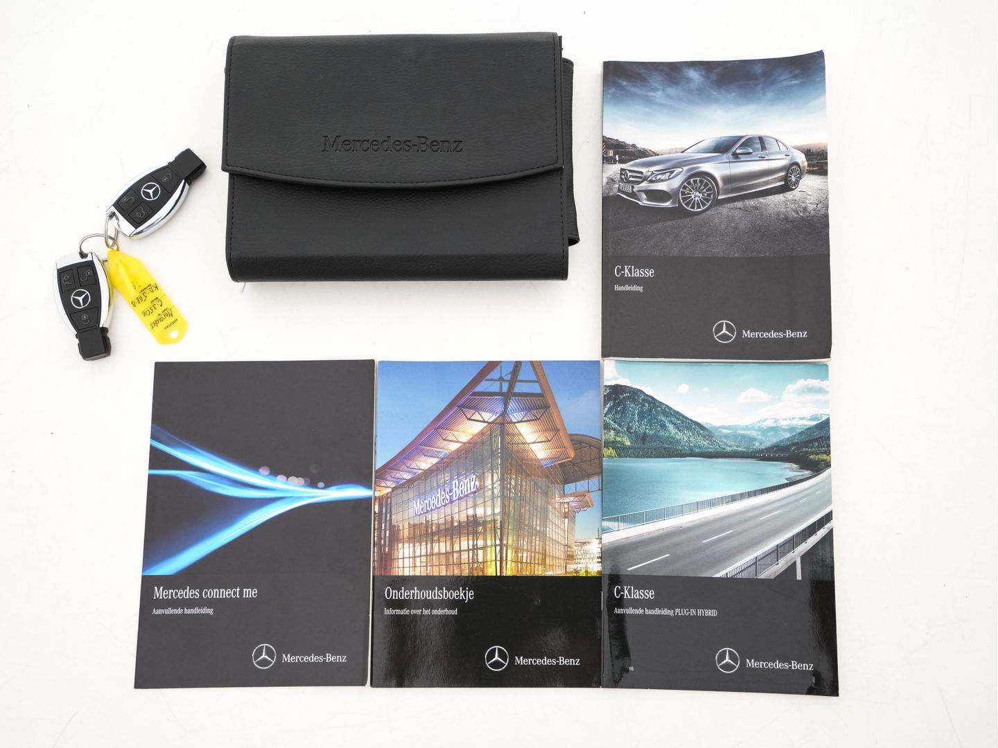 Mercedes-Benz C-Klasse 350 e Lease Edition Plus Avantgarde--Pack *FULL-LEATHER | FULL-LED | DISTRONIC | BLINDSPOT | AIRMATIC | NAVI-FULLMAP | CAMERA | HEATED-SEATS | SPORT-SEATS | ECC | LANE-ASSIST | SHIFT-PADDLES | PDC | KEYLESS  | 17''ALU *