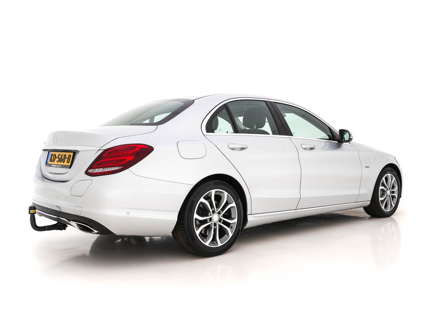 Mercedes-Benz C-Klasse 350 e Lease Edition Plus Avantgarde--Pack *FULL-LEATHER | FULL-LED | DISTRONIC | BLINDSPOT | AIRMATIC | NAVI-FULLMAP | CAMERA | HEATED-SEATS | SPORT-SEATS | ECC | LANE-ASSIST | SHIFT-PADDLES | PDC | KEYLESS  | 17''ALU *