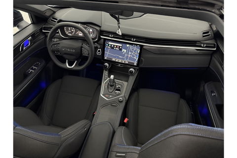 Lynk Co 01 1.5 262PK Hybride Pano LED Sfeerverl. Virtual 360Camera Carplay ACC Memory Clima Navi 20"LMV