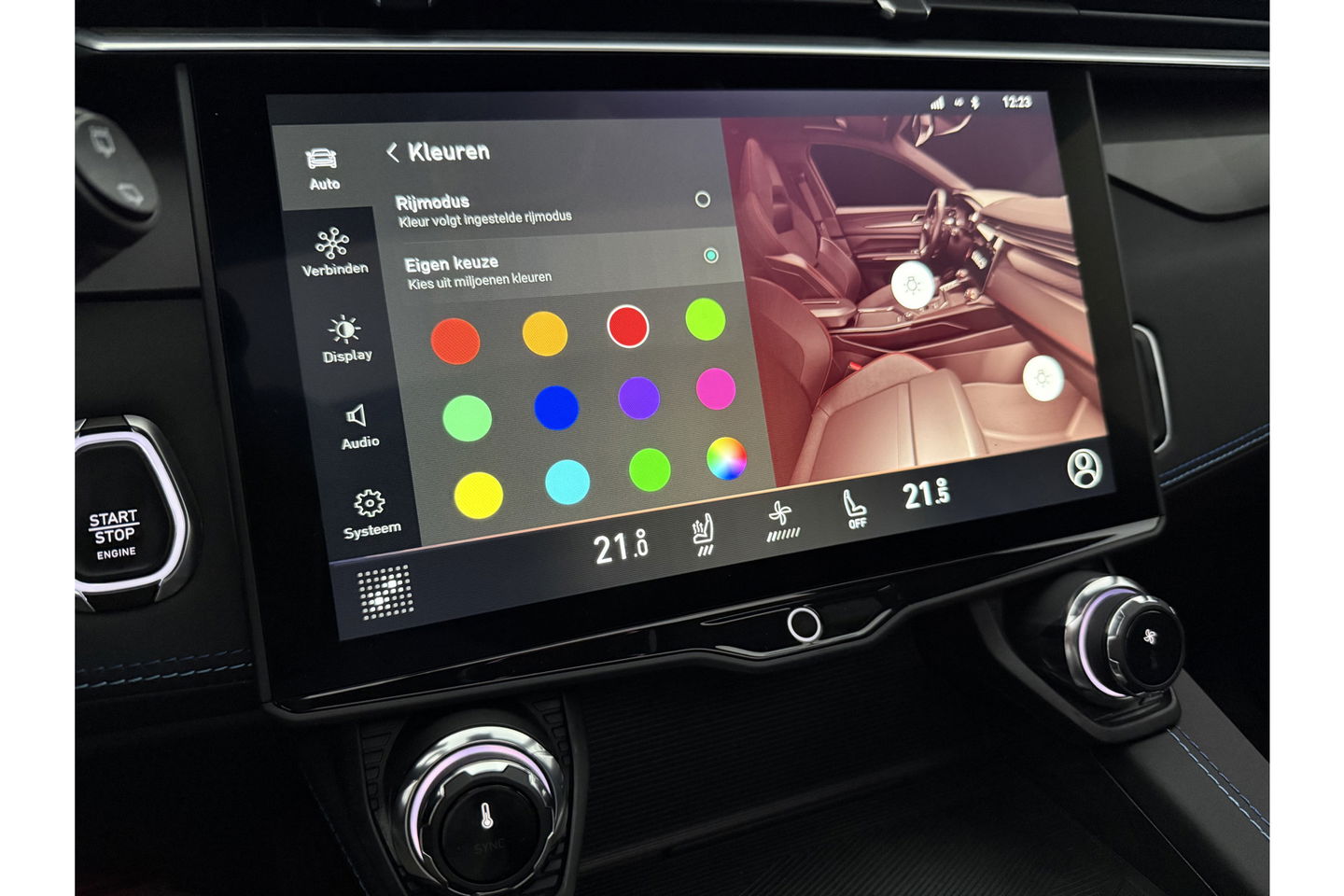Lynk Co 01 1.5 262PK Hybride Pano LED Sfeerverl. Virtual 360Camera Carplay ACC Memory Clima Navi 20"LMV