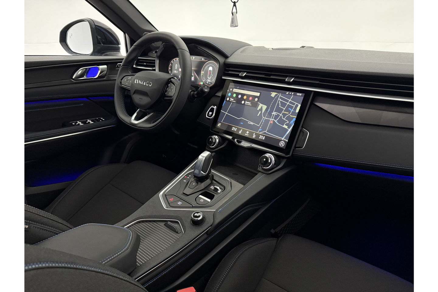 Lynk Co 01 1.5 262PK Hybride Pano LED Sfeerverl. Virtual 360Camera Carplay ACC Memory Clima Navi 20"LMV