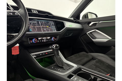 Audi Q3 35 TFSI 150PK Pano Trekhaak Sfeer LED Virtual Carplay Camera Clima Cruise Navi PDC 19''LMV