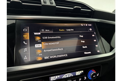 Audi Q3 35 TFSI 150PK Pano Trekhaak Sfeer LED Virtual Carplay Camera Clima Cruise Navi PDC 19''LMV