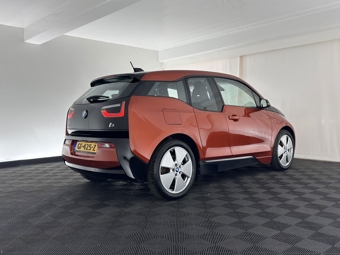 BMW i3 Range Extender Comfort Advance *LUXURY-LEATHER | NAVI-FULLMAP | CAMERA | HEATED-COMFORTSEATS | LANE-ASSIST | CCS-FASTLOADER | ADAPTIVE-CRUISE | ECC | DIGI-COCKPIT | PDC | 20''ALU*