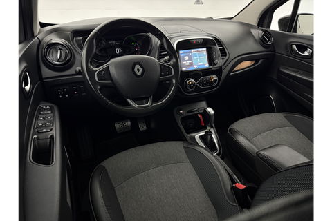 Renault Captur 1.3 TCe Intens 150PK Clima Camera Carplay LED Trekhaak Navigatie PDC 17"LMV