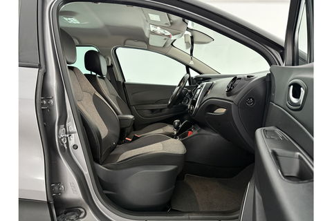 Renault Captur 1.3 TCe Intens 150PK Clima Camera Carplay LED Trekhaak Navigatie PDC 17"LMV