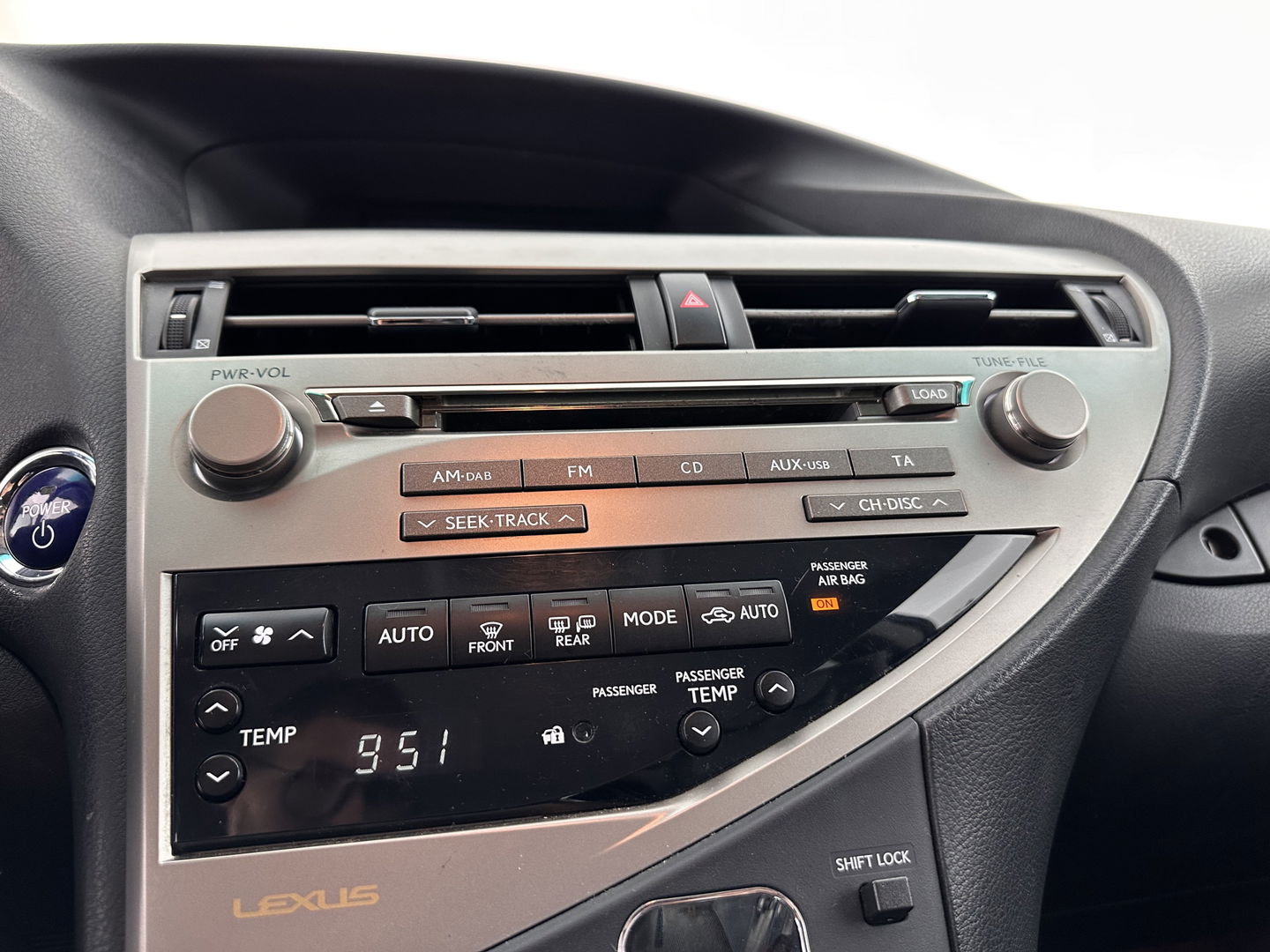 Lexus RX 450h 4WD Luxury Aut. *LUXURY-LEATHER | NAVI-FULLMAP | MEMORY-PACK | XENON | CAMERA | HEATED-COMFORTSEATS | ECC | PDC | CRUISE | TOWBAR | 19''ALU*