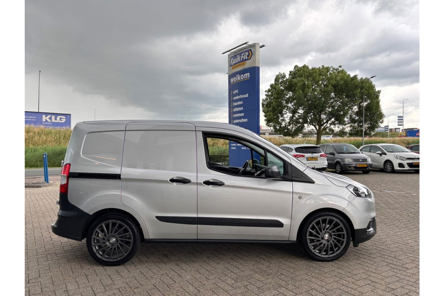 Ford Transit Courier 1.0 TREND ECOBOOST AIRCO BTW VRIJ