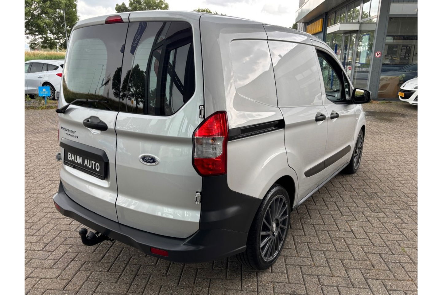 Ford Transit Courier 1.0 TREND ECOBOOST AIRCO BTW VRIJ