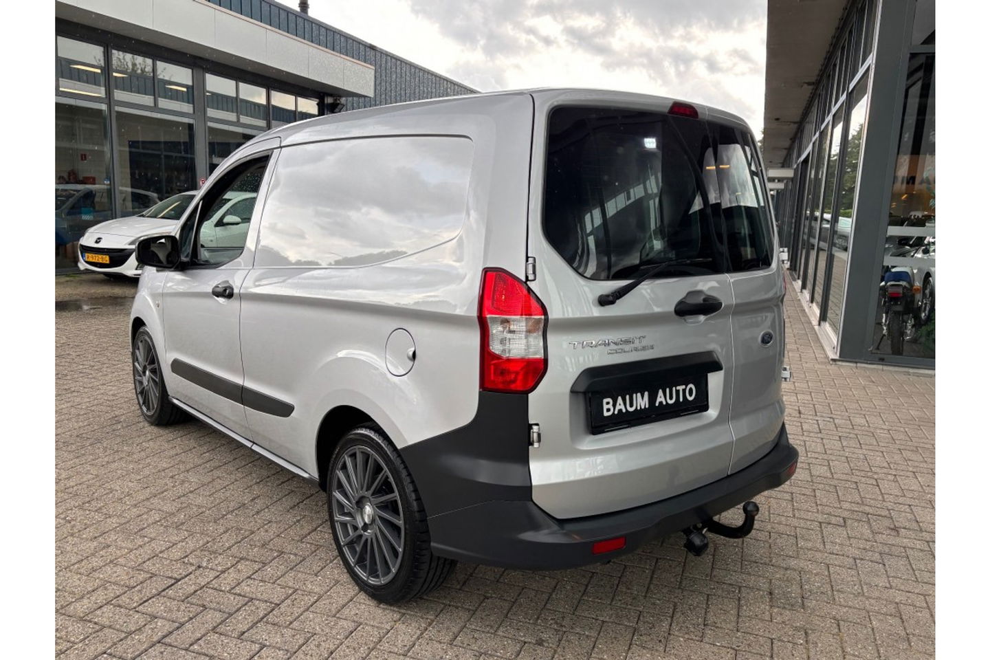 Ford Transit Courier 1.0 TREND ECOBOOST AIRCO BTW VRIJ