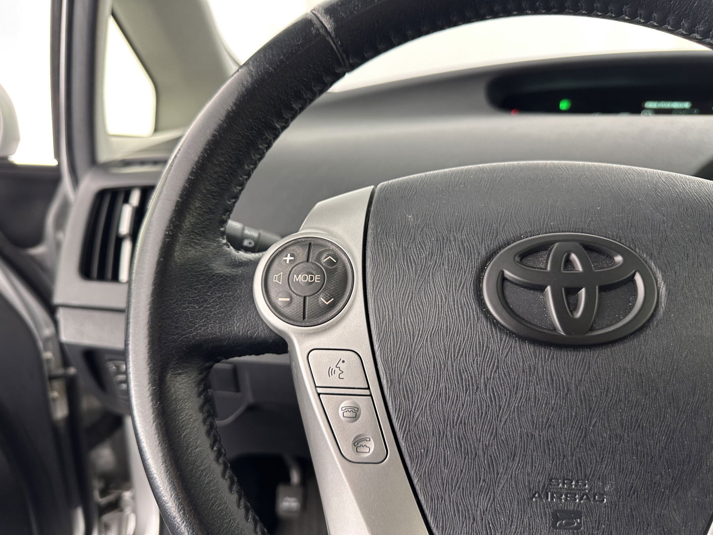Toyota Prius 1.8 Dynamic Business Aut. *1/2LEATHER | FULL-LED | NAVI-FULLMAP | JBL-SOUND | ECC | PDC | CRUISE | COMFORT-SEATS | 20''ALU*