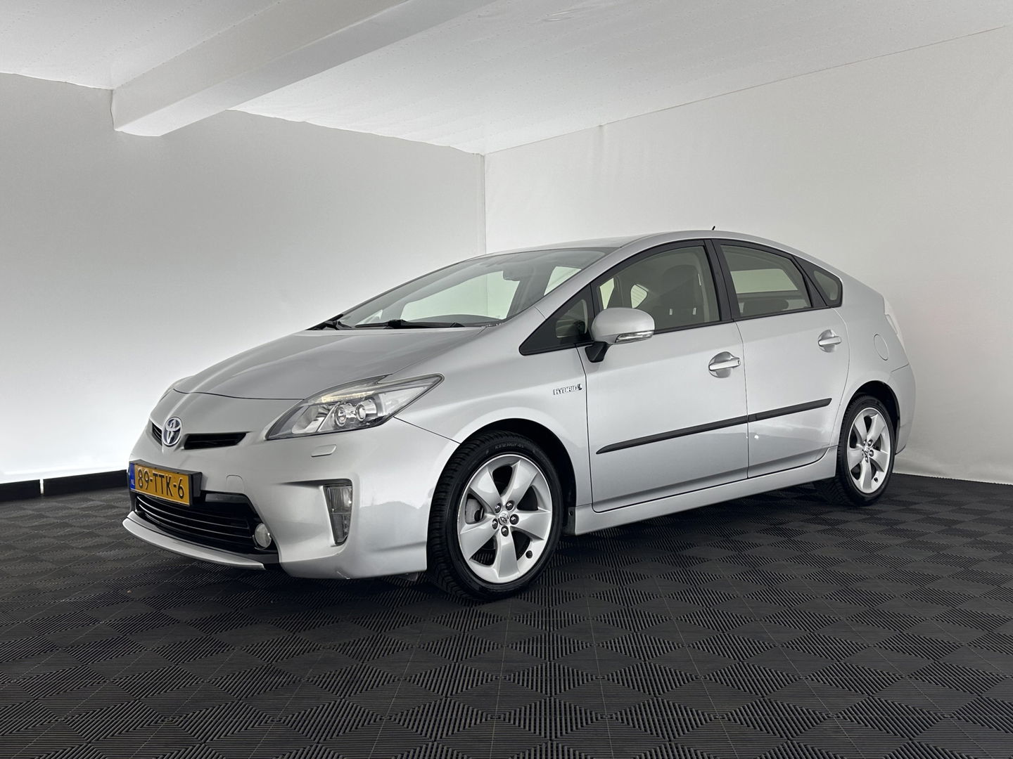 Toyota Prius 1.8 Dynamic Business Aut. *1/2LEATHER | FULL-LED | NAVI-FULLMAP | JBL-SOUND | ECC | PDC | CRUISE | COMFORT-SEATS | 20''ALU*
