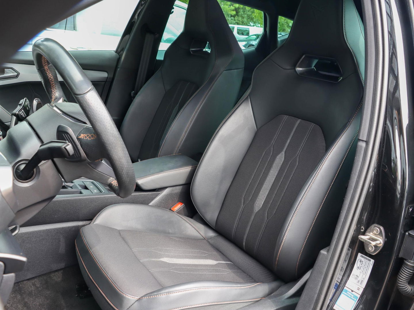 CUPRA Formentor 1.4 e-Hybrid VZ Performance | Keyless | Sportstoelen | Memory | Stuur/stoelverwarming