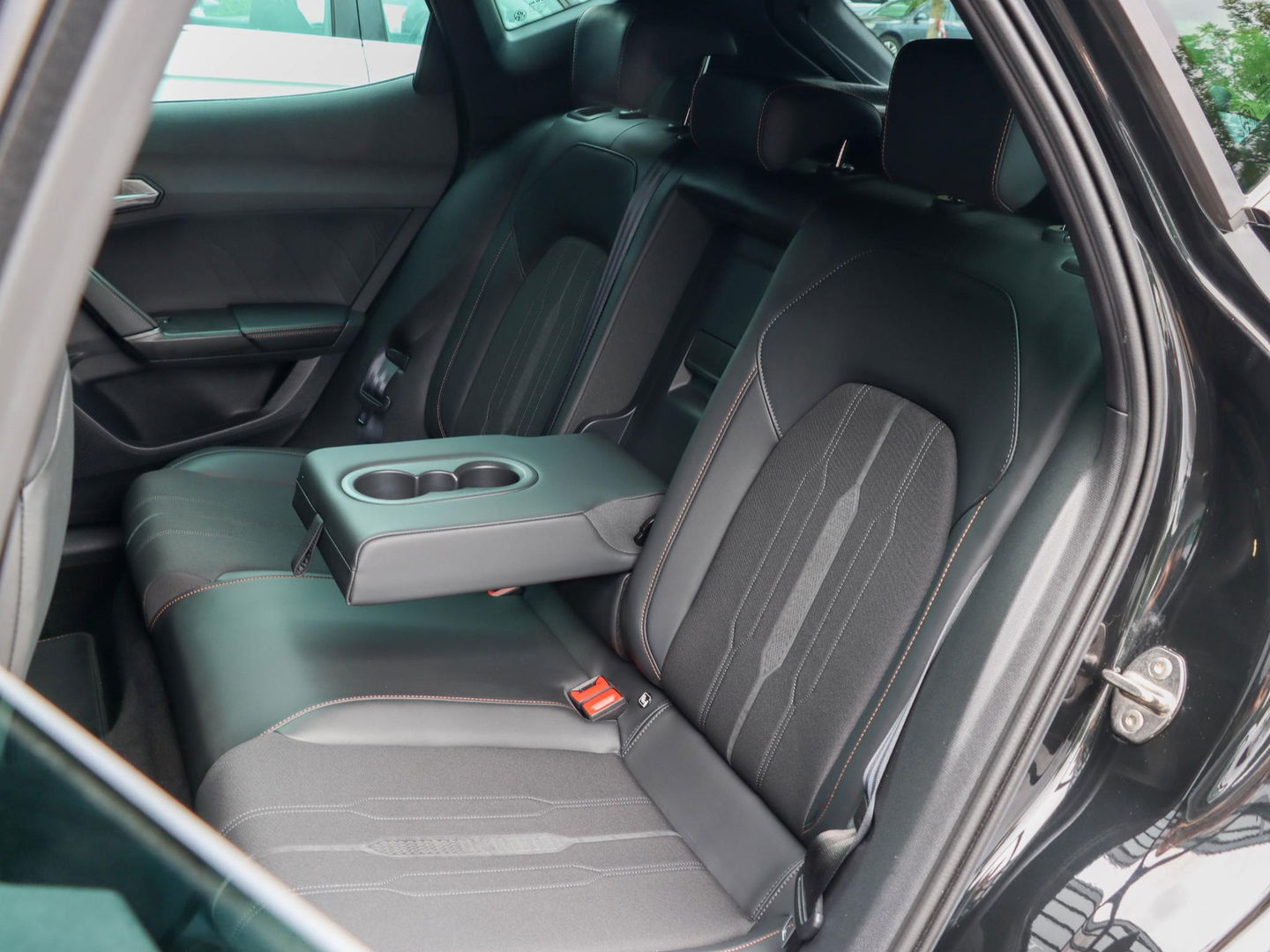 CUPRA Formentor 1.4 e-Hybrid VZ Performance | Keyless | Sportstoelen | Memory | Stuur/stoelverwarming