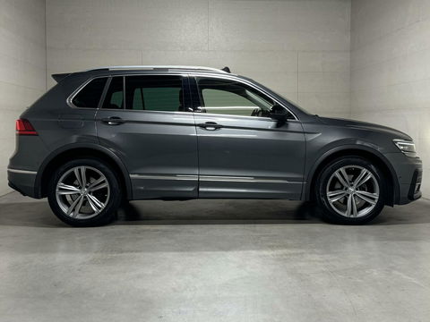 Volkswagen Tiguan 1.5 TSI ACT R-Line Pano HUD Virtual Trekh.