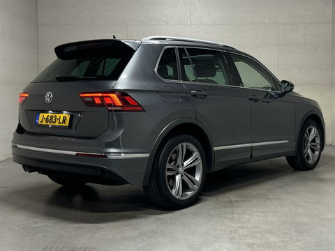 Volkswagen Tiguan 1.5 TSI ACT R-Line Pano HUD Virtual Trekh.
