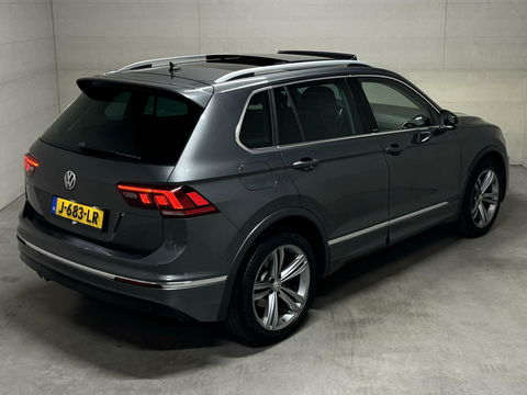 Volkswagen Tiguan 1.5 TSI ACT R-Line Pano HUD Virtual Trekh.