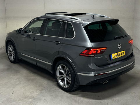 Volkswagen Tiguan 1.5 TSI ACT R-Line Pano HUD Virtual Trekh.