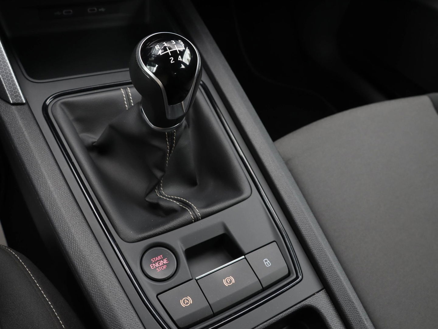 SEAT Leon Sportstourer 1.0 TSI Reference | Trekhaak | Carplay | 1e eigenaar!