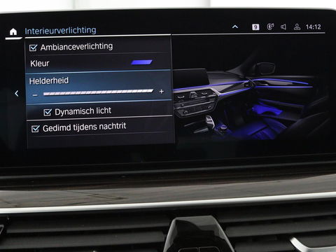 BMW 5 Serie 530e xDrive High Executive | Luxury Line | Panoramadak | Nappaleder | Stoelventilatie | Head-Up | Carplay | Live Cockpit | Adaptive LED | Stoelverwarming | Navigatie | PHEV