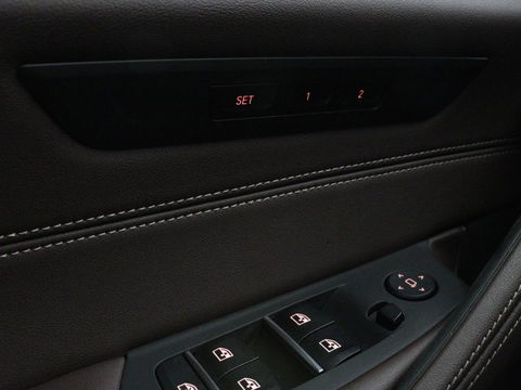 BMW 5 Serie 530e xDrive High Executive | Luxury Line | Panoramadak | Nappaleder | Stoelventilatie | Head-Up | Carplay | Live Cockpit | Adaptive LED | Stoelverwarming | Navigatie | PHEV
