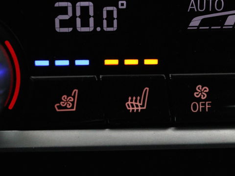 BMW 5 Serie 530e xDrive High Executive | Luxury Line | Panoramadak | Nappaleder | Stoelventilatie | Head-Up | Carplay | Live Cockpit | Adaptive LED | Stoelverwarming | Navigatie | PHEV