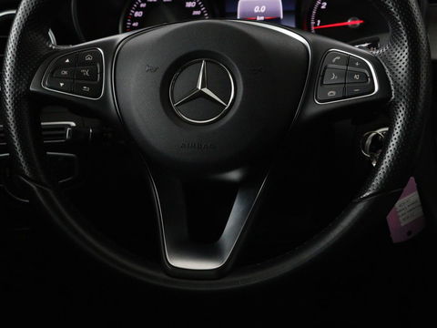 Mercedes-Benz C-Klasse 180 Avantgarde | Half leder | Adaptief LED | Trekhaak | Navigatie | Climate control | Park Assist | Cruise control | Bluetooth