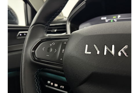 Lynk Co 01 1.5 Hybride 360Camera ACC Pano LED Memory Sfeerverl. Carplay Clima Navi Virtual 20"LMV