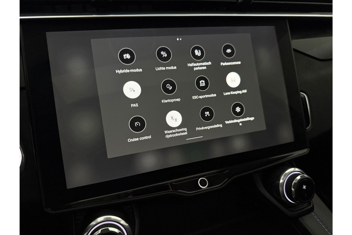 Lynk Co 01 1.5 Hybride 360Camera ACC Pano LED Memory Sfeerverl. Carplay Clima Navi Virtual 20"LMV