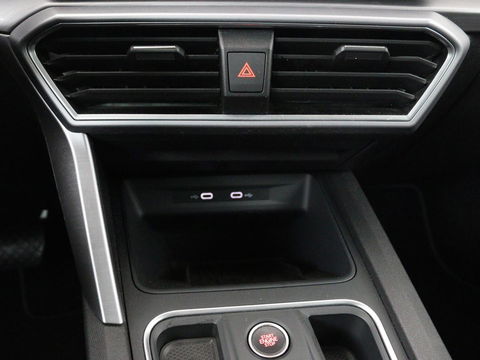 SEAT Leon 1.4 TSI e-Hybrid PHEV FR | Stoel & stuurverwarming | Adaptive cruise | Carplay | Park Assist | Navigatie | Sfeerverlichting | Full LED