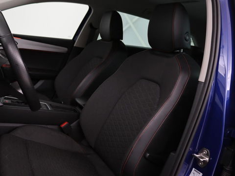 SEAT Leon 1.4 TSI e-Hybrid PHEV FR | Stoel & stuurverwarming | Adaptive cruise | Carplay | Park Assist | Navigatie | Sfeerverlichting | Full LED