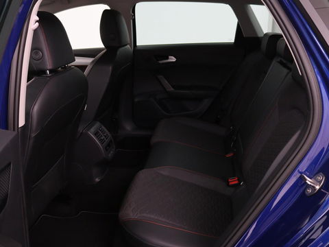 SEAT Leon 1.4 TSI e-Hybrid PHEV FR | Stoel & stuurverwarming | Adaptive cruise | Carplay | Park Assist | Navigatie | Sfeerverlichting | Full LED