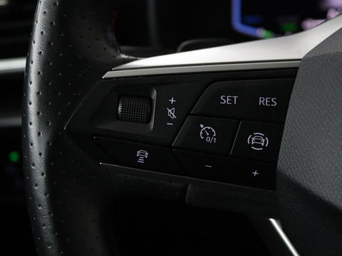 SEAT Leon 1.4 TSI e-Hybrid PHEV FR | Stoel & stuurverwarming | Adaptive cruise | Carplay | Park Assist | Navigatie | Sfeerverlichting | Full LED