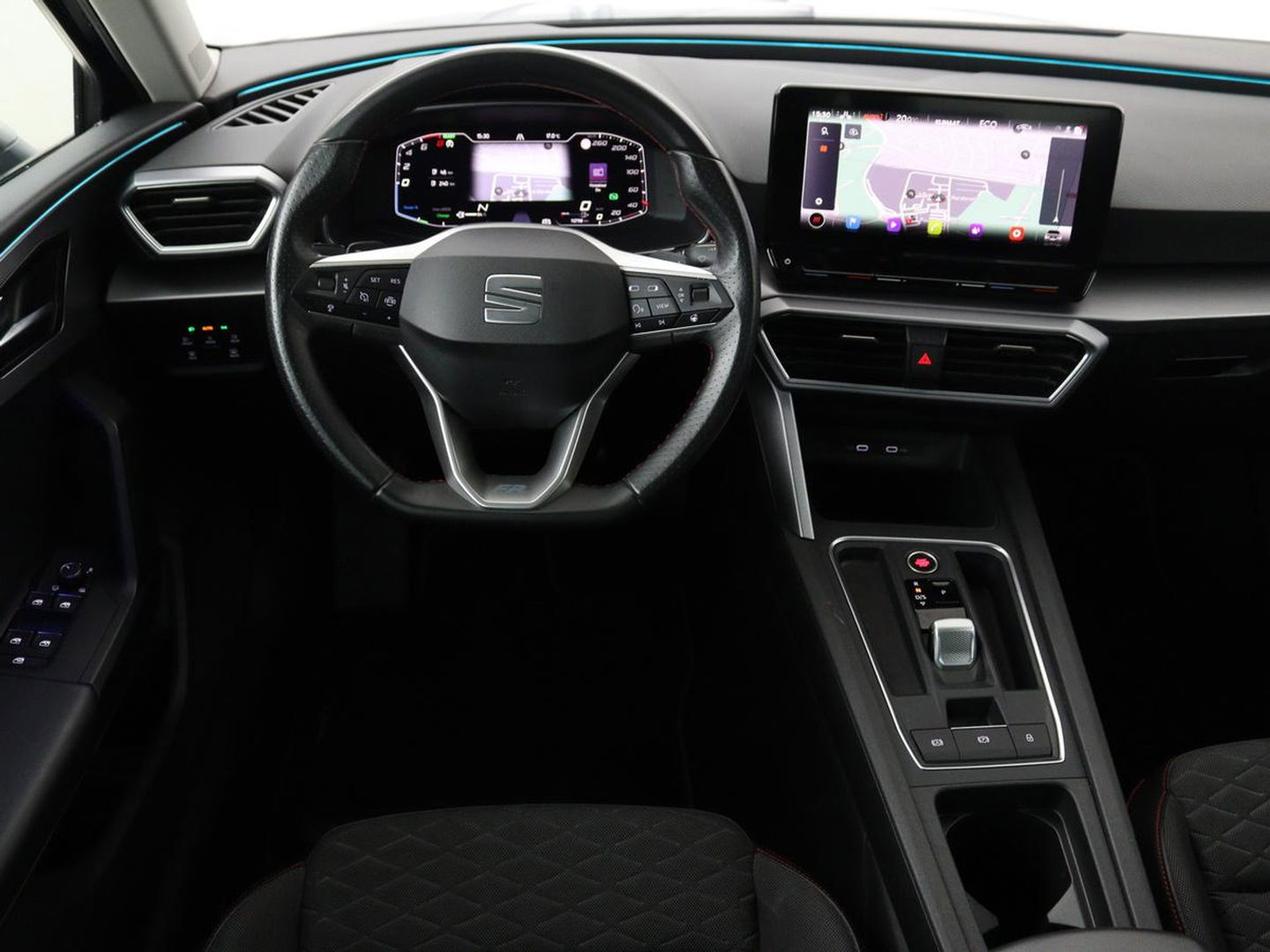 SEAT Leon 1.4 TSI e-Hybrid PHEV FR | Stoel & stuurverwarming | Adaptive cruise | Carplay | Park Assist | Navigatie | Sfeerverlichting | Full LED