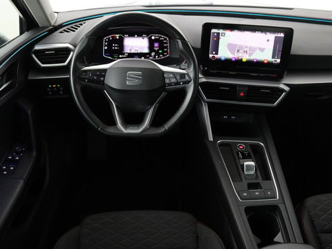 SEAT Leon 1.4 TSI e-Hybrid PHEV FR | Stoel & stuurverwarming | Adaptive cruise | Carplay | Park Assist | Navigatie | Sfeerverlichting | Full LED