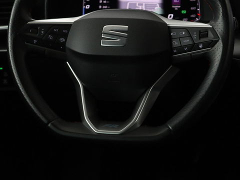 SEAT Leon 1.4 TSI e-Hybrid PHEV FR | Stoel & stuurverwarming | Adaptive cruise | Carplay | Park Assist | Navigatie | Sfeerverlichting | Full LED