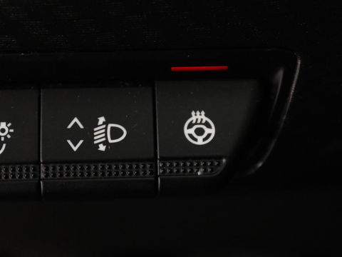 Renault Arkana 1.6 E-Tech Hybrid 145 R.S. Line | Leder/Alcantara | Stoel & stuurverwarming | Adaptive cruise | Camera | BOSE Sound | Carplay | Sfeerverlichting | Full LED | Keyless | Navigatie | Climate control