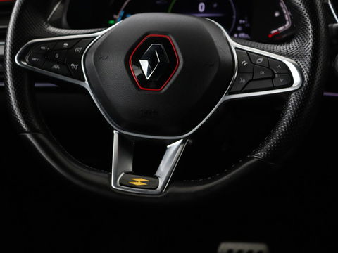 Renault Arkana 1.6 E-Tech Hybrid 145 R.S. Line | Leder/Alcantara | Stoel & stuurverwarming | Adaptive cruise | Camera | BOSE Sound | Carplay | Sfeerverlichting | Full LED | Keyless | Navigatie | Climate control