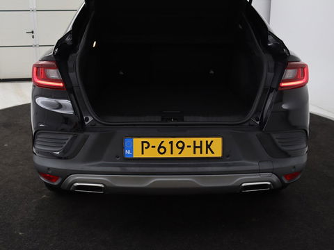 Renault Arkana 1.6 E-Tech Hybrid 145 R.S. Line | Leder/Alcantara | Stoel & stuurverwarming | Adaptive cruise | Camera | BOSE Sound | Carplay | Sfeerverlichting | Full LED | Keyless | Navigatie | Climate control