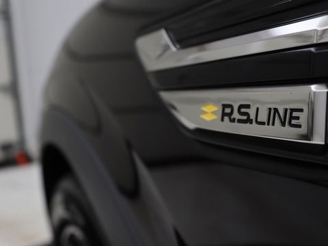 Renault Arkana 1.6 E-Tech Hybrid 145 R.S. Line | Leder/Alcantara | Stoel & stuurverwarming | Adaptive cruise | Camera | BOSE Sound | Carplay | Sfeerverlichting | Full LED | Keyless | Navigatie | Climate control