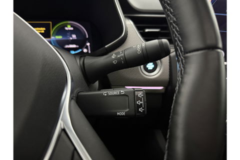 Renault Arkana 1.6 E-Tech Hybrid Intens Camera Pano Virtual LED Carplay Clima Cruise Navi 18"LMV