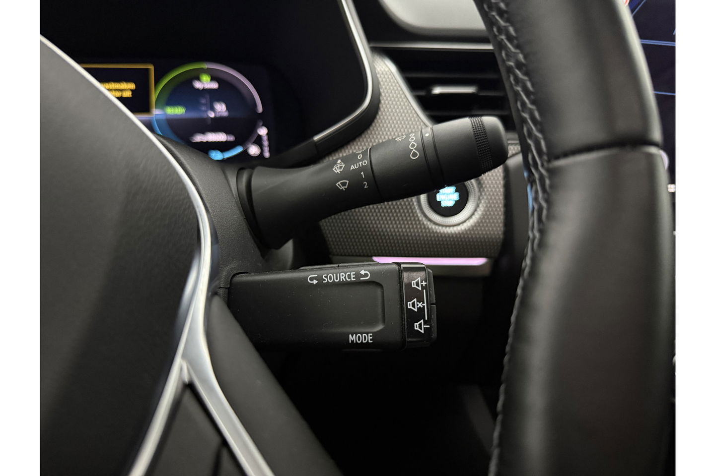 Renault Arkana 1.6 E-Tech Hybrid Intens Camera Pano Virtual LED Carplay Clima Cruise Navi 18"LMV