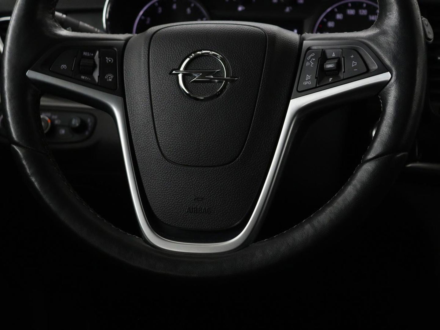 Opel Mokka X 1.4 Turbo Innovation | Automaat | Stoel & stuurverwarming | Trekhaak | Carplay | Navigatie | Camera | Xenon | Climate control | Keyless