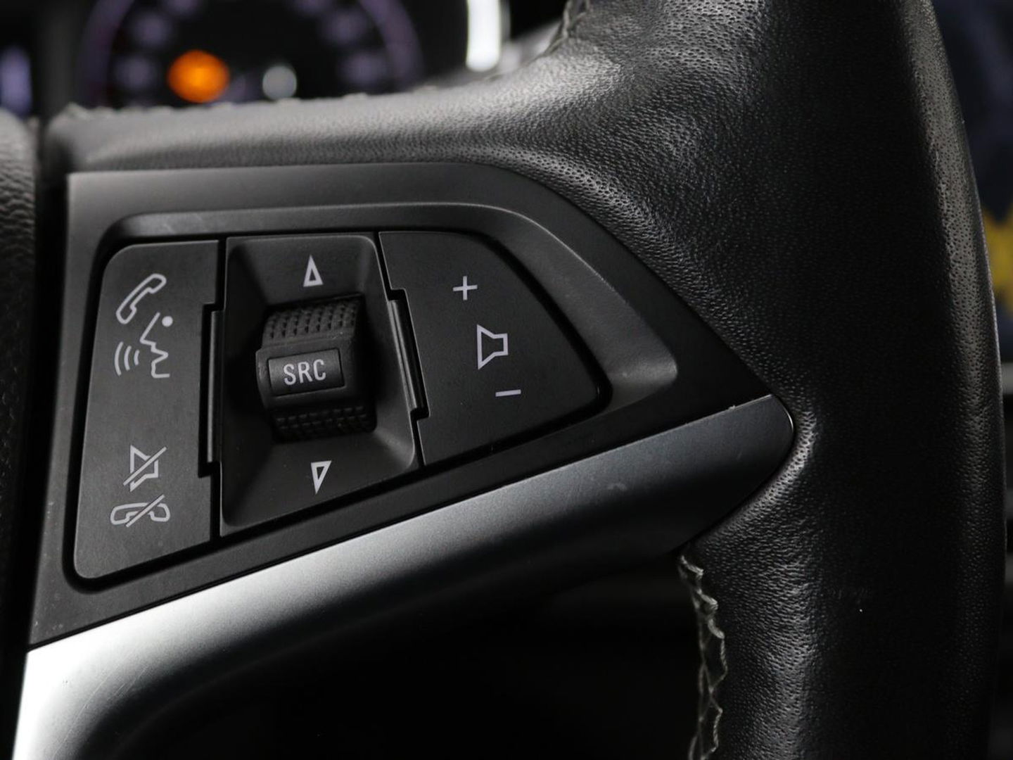 Opel Mokka X 1.4 Turbo Innovation | Automaat | Stoel & stuurverwarming | Trekhaak | Carplay | Navigatie | Camera | Xenon | Climate control | Keyless