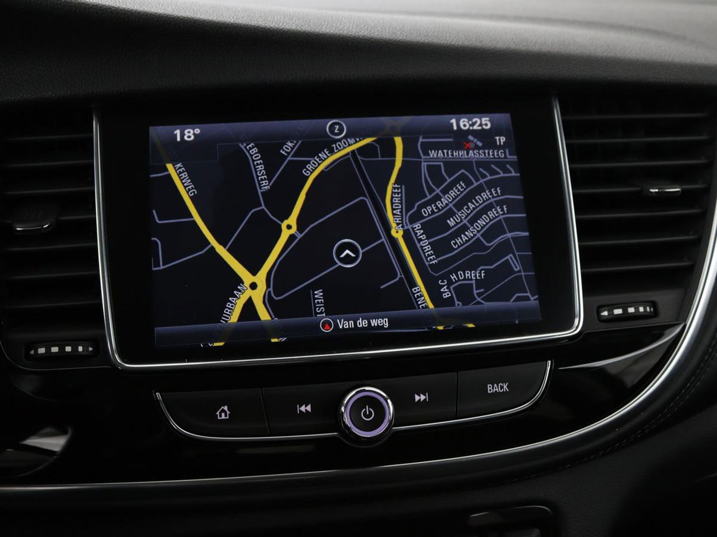 Opel Mokka X 1.4 Turbo Innovation | Automaat | Stoel & stuurverwarming | Trekhaak | Carplay | Navigatie | Camera | Xenon | Climate control | Keyless
