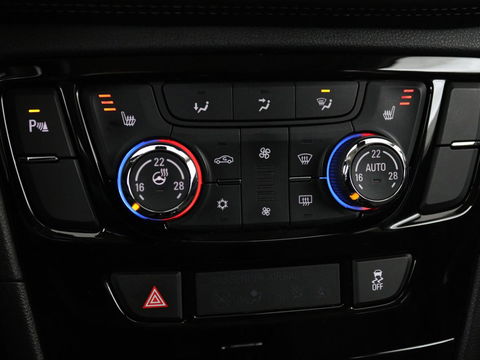 Opel Mokka X 1.4 Turbo Innovation | Automaat | Stoel & stuurverwarming | Trekhaak | Carplay | Navigatie | Camera | Xenon | Climate control | Keyless